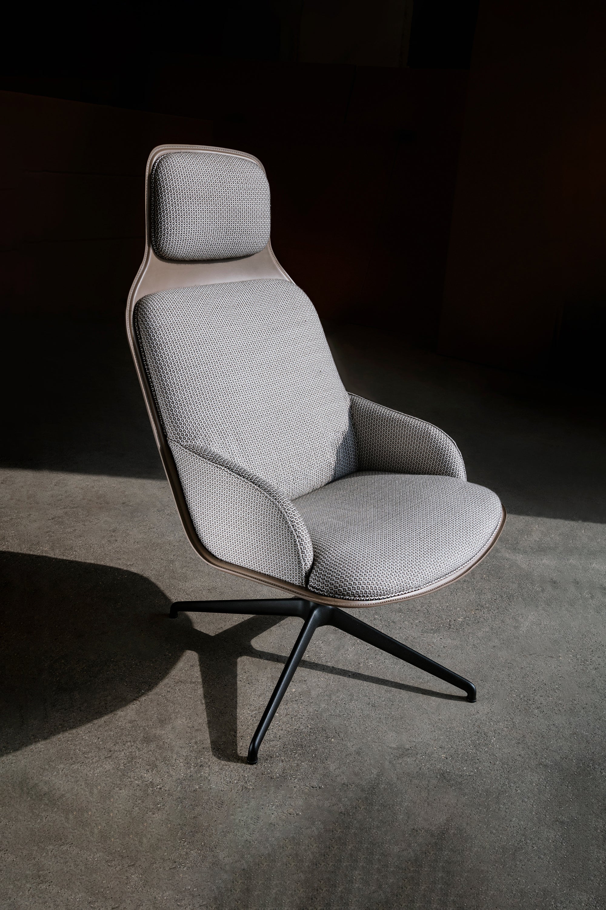 Modloft lounge online chair