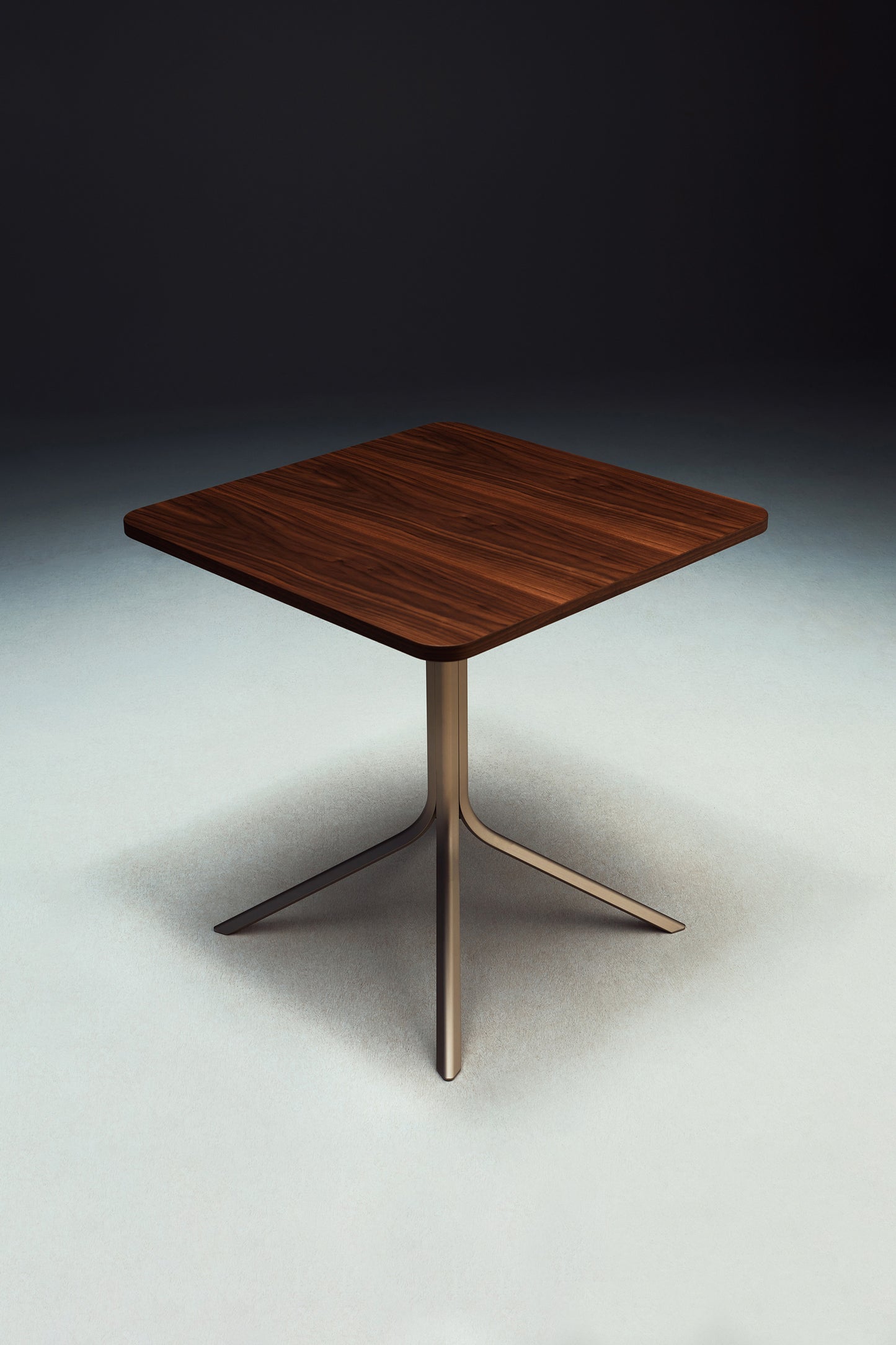 Table High Tri