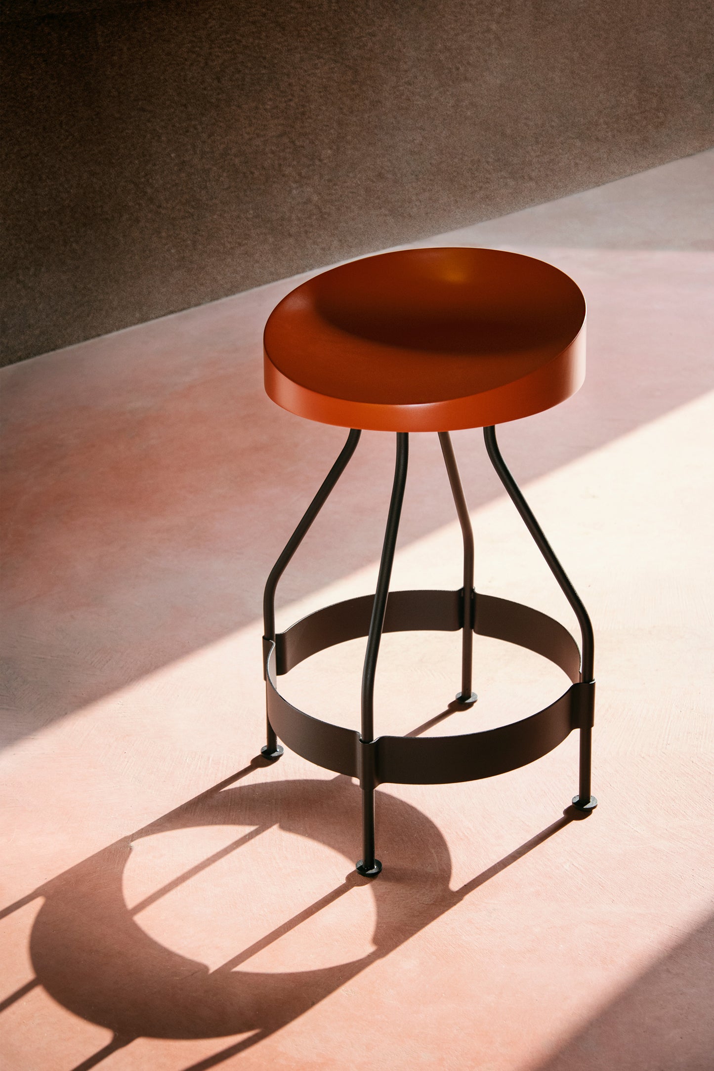 Olindias Bar Stool